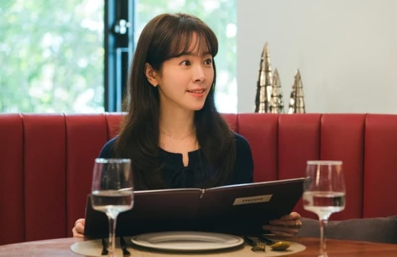 "영화 훼방 놓겠다" 배우 한지민 협박한 30대 벌금 600만 원 선고