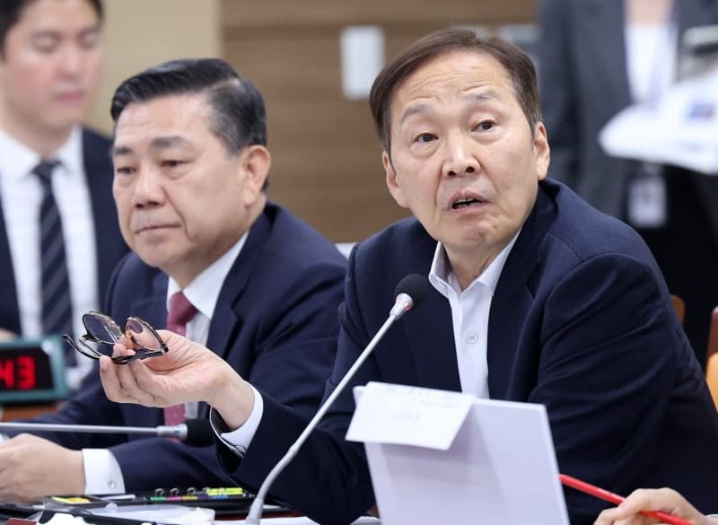 건보공단 직원, 2년간 개인정보 팔아 억대 챙겨…피해자 통보는 '감감'