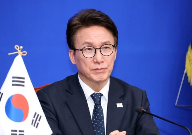 김민석 더불어민주당 대표, 조희대 대법원장 탄핵 포함 모든 방법 논의 시작