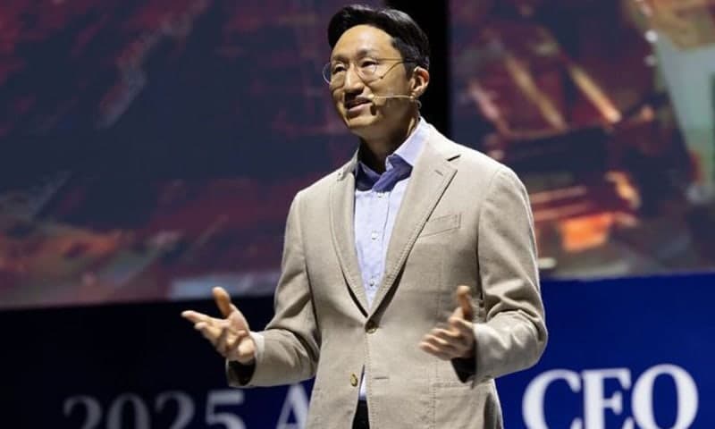 취임 1년 정기선 HD현대 회장, 조선·AI 신사업으로 역대급 실적 견인