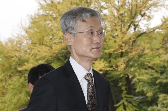 조희대 대법원장, '격려금·업무추진비 의혹'으로 중수청 고발당해