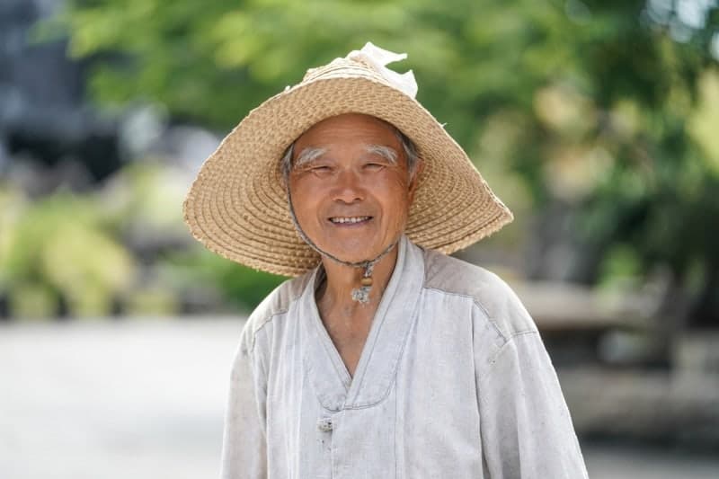 척박한 돌밭을 세계적 명소로 일군 성범영 생각하는정원 원장 국민포장 수상