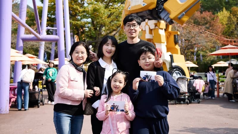 SK하이닉스, 협력사 가족 3만명 초청 '땡스풀 데이'…곽노정 "함께 흘린 땀의 결실"
