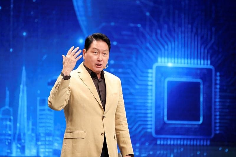 최태원 "20대 돌아가면 무조건 창업"…EBS서 AI 시대 해법 제시