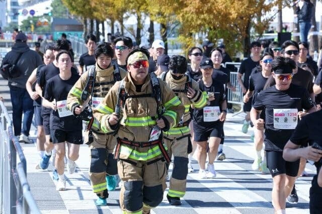 순직 소방관 이름 달고 달렸다…'U+119 메모리얼런'에 2,300명 운집