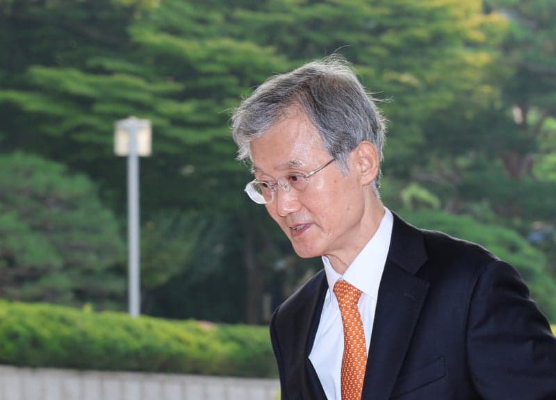 민주당, 조희대 대법원장 탄핵 추진 공식화…헌재 심판 절차와 기준은