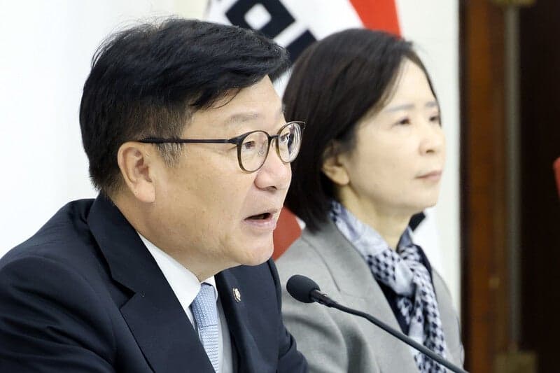 민주당, 조희대 대법원장 탄핵 논의 착수…지지층 결집 카드 부상