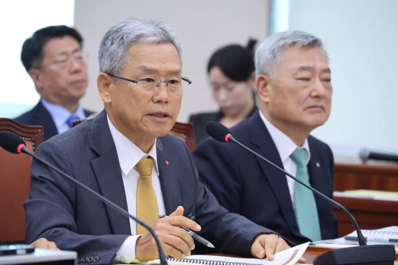 김동철 한전 사장 "전력망 구축 재원 마련 위해 전기요금 인상 불가피"