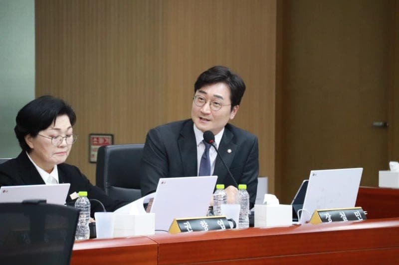 국정원 경고 무시하고 국가중요시설 누비는 '국산 둔갑' 중국산 CCTV
