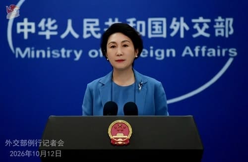 中, 다카이치 일본 총리 야스쿠니 공물 봉납에 "강력 규탄"