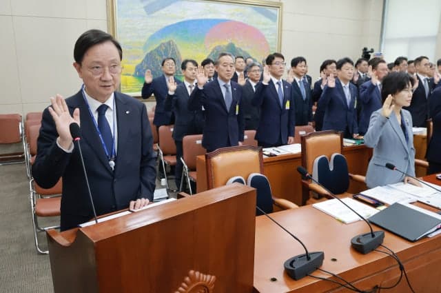 단일종목 레버리지 ETF 심사 졸속 논란…금융위 일정 맞추려 29일 만에 상장