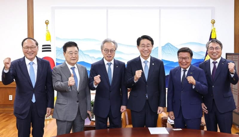 최진식 중견련 회장, 국회의장 만나 '소득세 과표 구간 상향' 건의
