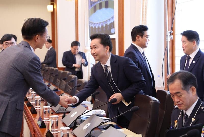 김지용 중수청장 국무회의 첫 참석… 정치적 중립성 논란 재점화