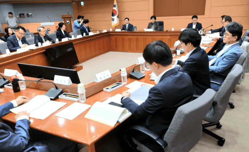 국민연금, 자사주 의결권 기준 강화하고 실버론 예산 85억 증액