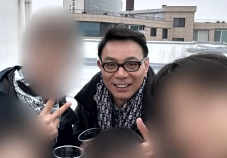 “벨트 수없이 풀었다”…화장품사 대표 ‘상습 폭행’ 추가 폭로 잇따라
