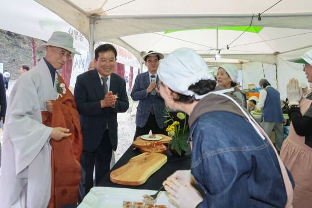 의성 고운사, 산불 아픔 딛고 '고운문화제 및 사찰음식축제' 성료