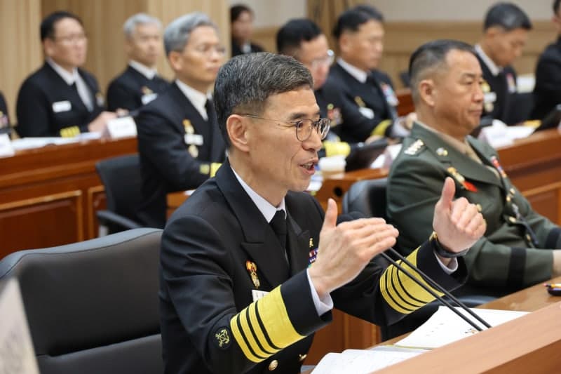 해군, 8천t급 핵추진잠수함·3만톤급 유무인전력모함 동시 추진
