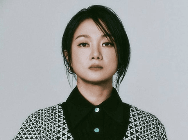 박나래, '사생활 폭로 협박' 전 매니저 재판에 증인으로 선다
