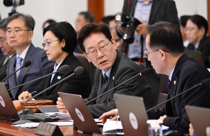 이재명 대통령, "정부 홍보 방식 '동시대적 소통'으로 전면 전환하라"