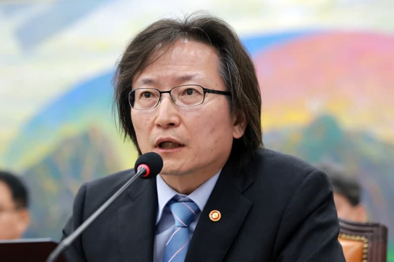 주병기 공정위원장 "한화 조사 정보 유출 의혹, 철저히 감찰할 것"