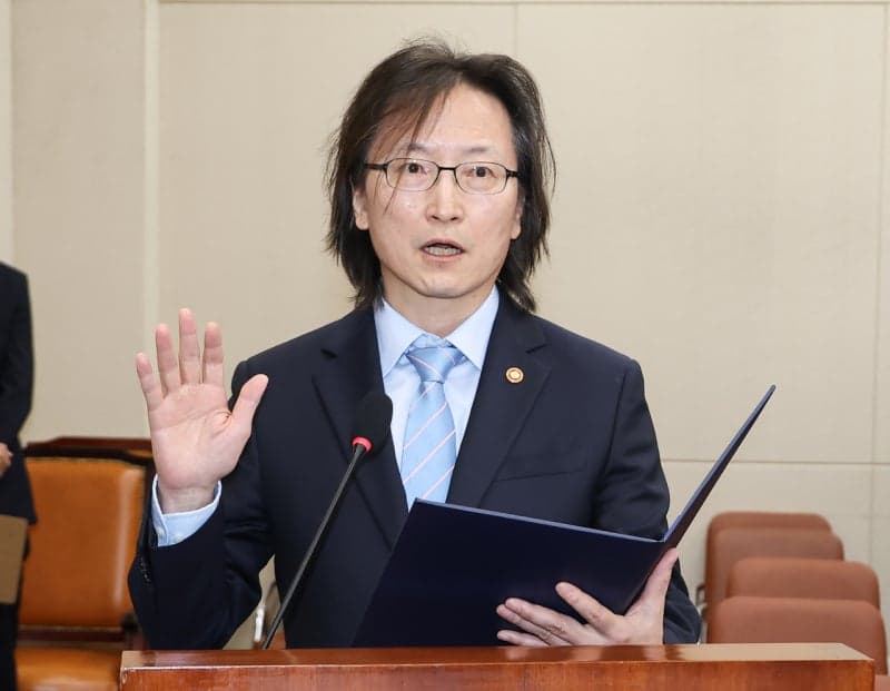 주병기 공정거래위원장, '재벌 착취' 발언 논란에 "대기업 역할 부정 안 해…송구"