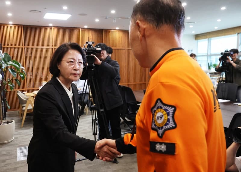 민주당, '소방 재정 빨대' 발언 추미애·부승찬에 경고 조치