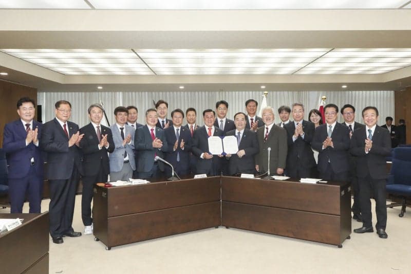 경북도의회-히로시마현의회, 교류협력 의향서 체결로 우호 강화