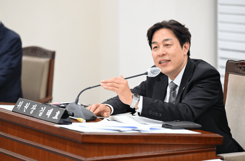 부산 70세 이상 어르신 버스 교통비 지원 조례안 발의