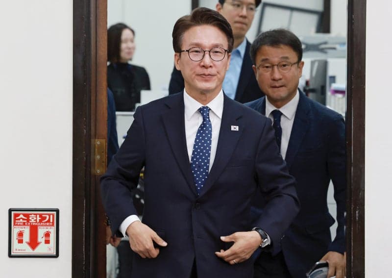 “與 나사 풀렸다”… 추미애·부승찬 솜방망이 징계에 김민석 리더십 흔들