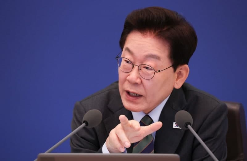 청와대 "이재명 대통령 AI 활용은 팩트 확인용…국정 의존은 왜곡"