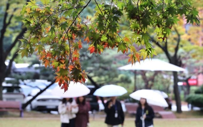 방향 튼 슈퍼태풍 '참피' 북동진…주말 제주·남부 비바람 영향권