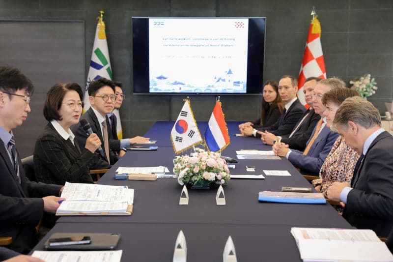 추미애 경기도지사, 네덜란드 노르트브라반트주와 첨단산업 협력 확대 논의