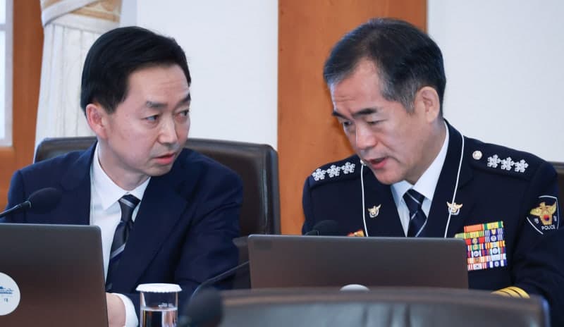 청와대, 중수청장 국무회의 배석 논란에 "개별 사건 지휘 없을 것"