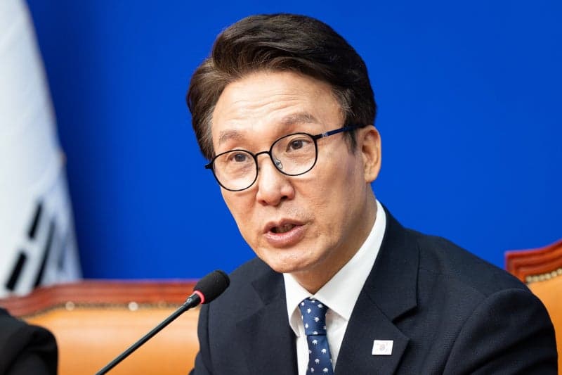 김민석 "가상자산 과세 여부 연내 결론…정부와 집중 점검 나선다"