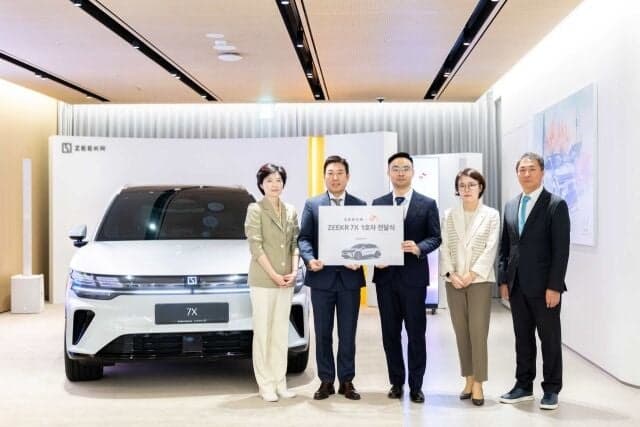 중국 전기차 지커, 중형 SUV '7X' 국내 인도 시작…1호 고객은 SK온