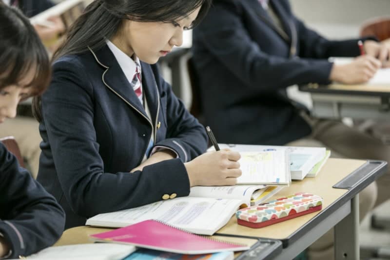 올 상반기 학생 자살 112명…학교 전문상담교사 배치율은 절반도 안 돼