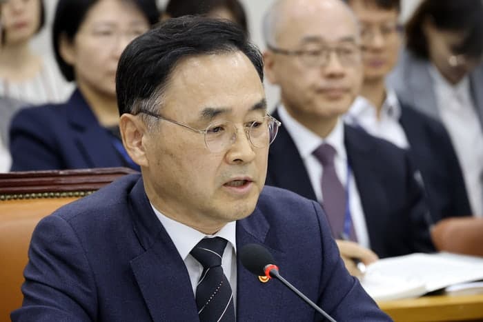 차정인 국교위원장 "교사 정치기본권, 국가교육발전계획 포함 검토 중"