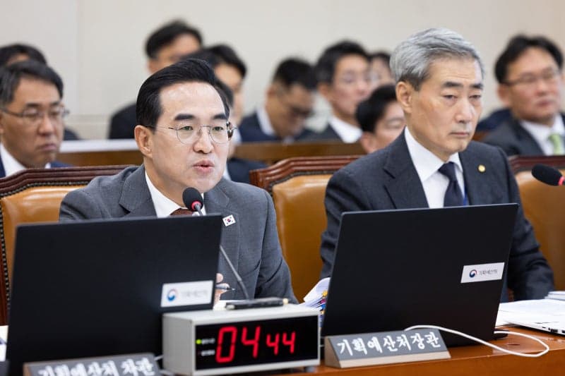이재명 대통령, 초과세수 활용한 고금리 취약계층 지원책 마련 지시