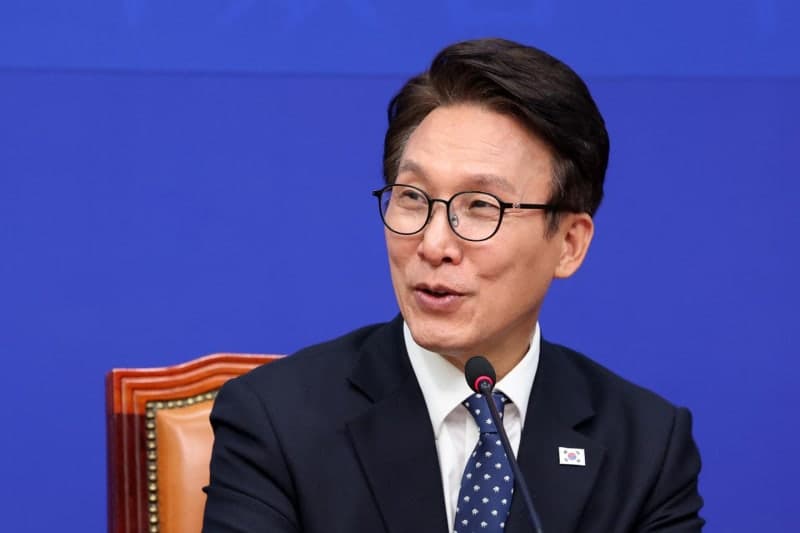 내년 1월 시행 앞둔 가상자산 과세, 정치권 '네 번째 유예' 무게