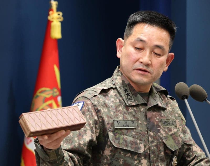 북한, DMZ에 지뢰 96만 발 '폭풍 매설'… 정부는 군사회담 재제안