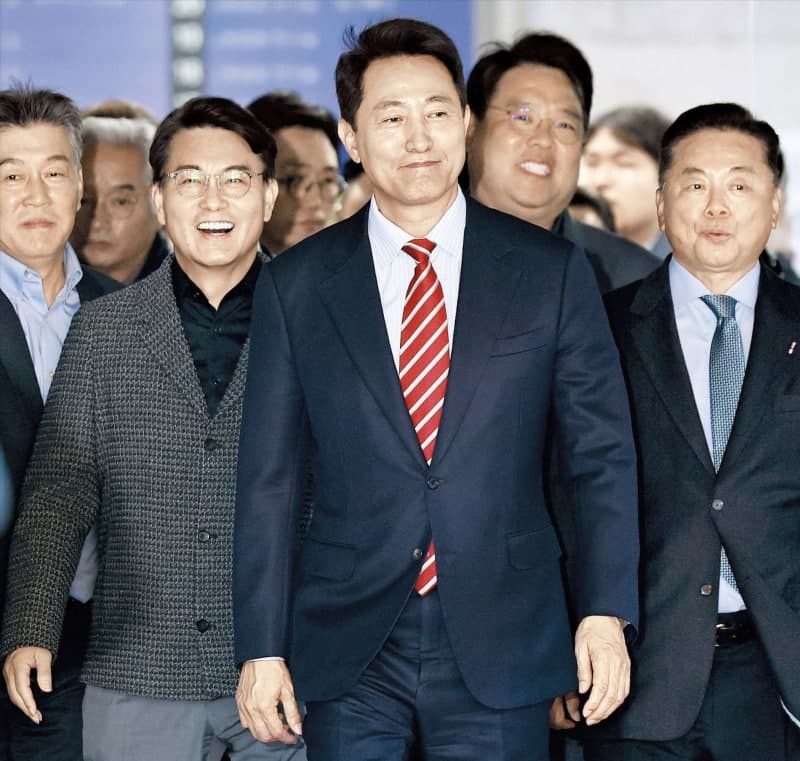 ‘명태균 진술’ 신빙성 배척한 법원… 오세훈, 여론조사 대납 혐의 2심서 무죄