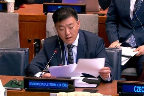 미국, '푸에블로호 납치' 5천300억 원 배상 판결문 북한에 전달