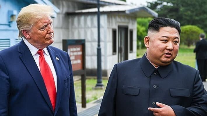 김정은, 신압록강대교 건너 단둥 방문…'안러경중' 전략 가속화