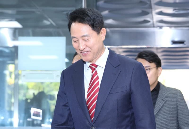 사법리스크 턴 오세훈, '당 통합' 화두 던지며 정치 보폭 넓힌다