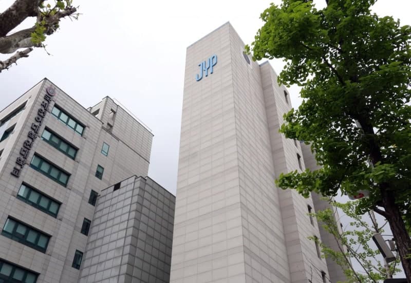 日 투자사 “JYP 지분 최대 50% 인수” 깜짝 발표…주가 14% 급등