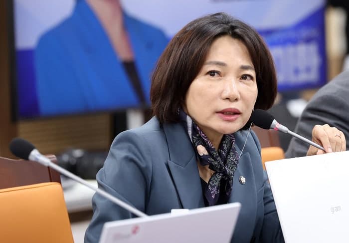 서미화, 경기도 장애인 일자리 예산 삭감에 '오세훈과 똑 닮았다' 비판
