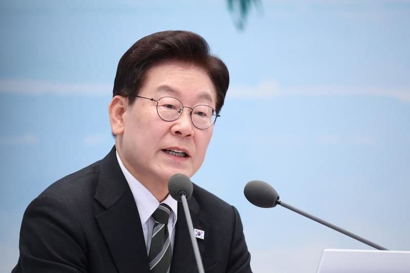 이재명 대통령, 중소기업 수출 역대 최대에 '모두의 성장' 뒷받침 약속