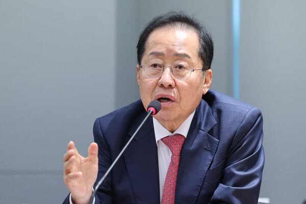 정계 떠난 홍준표 변호사로 법정 복귀…'정치자금 부정 지출' 측근 직접 변론