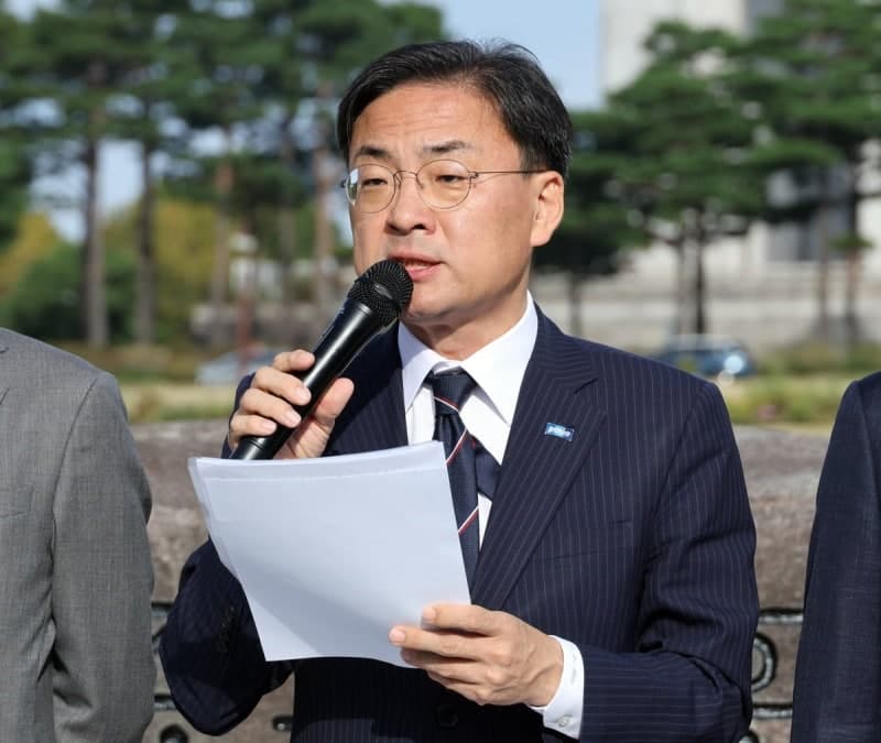 “조희대 탄핵만이 답”…조국혁신당, 민주당에 시정연설 전 결단 촉구