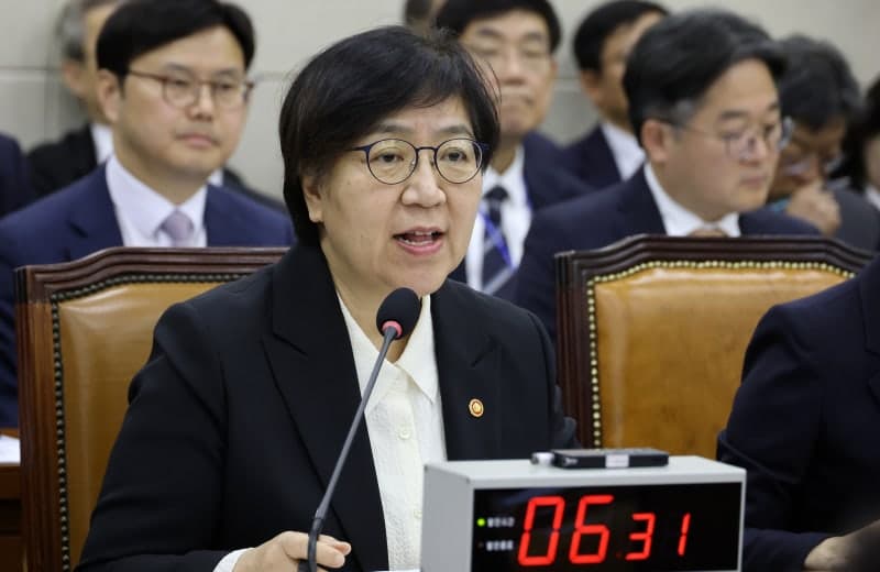 연세사랑병원 대리수술 의혹 부실 조사 논란…정은경 장관 재조사 및 환수 검토